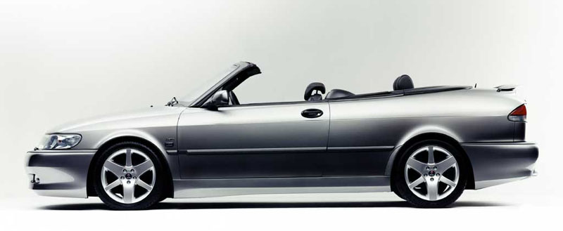 Νέες εκδόσεις Saab 9-3 Convertible και 9-5 στην ελληνική αγορά