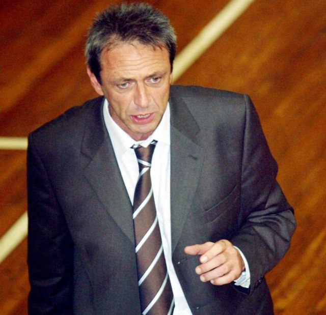 Ο Γιάννης Λάιος είναι ο αντικαταστάτης του Στέλιου Καζάζη