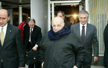 Σε νοσοκομείο της Νέας Υόρκης εισήχθη για ιατρικές εξετάσεις ο Ραούφ Ντενκτάς