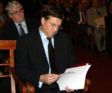 Εκτός Δικηγορικού Συλλόγου πτυχιούχοι χωρίς αναγνώριση ΔΙΚΑΤΣΑ, κατά τον Π.Ευθυμίου