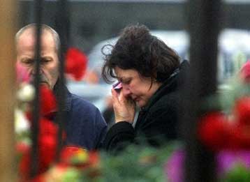 Στη Δικαιοσύνη προσφεύγουν επιζώντες και συγγενείς θυμάτων της ομηρίας στη Μόσχα