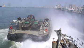 Ιρακινό πλοίο άνοιξε πυρ εναντίον περιπολικών σκαφών της ακτοφυλακής του Κουβέιτ