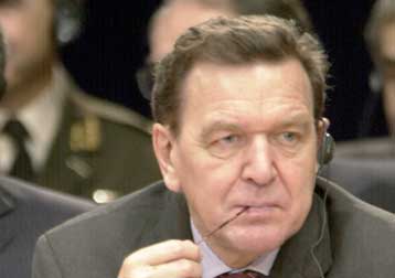 Δεν θα υπάρξει οριστική συμφωνία για τη διεύρυνση πριν την Κοπεγχάγη, εκτιμά ο Σρέντερ