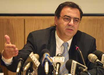 Ακαρπη η συνεδρίαση του ECOFIN για τη φορολογία αποταμιεύσεων και καυσίμων