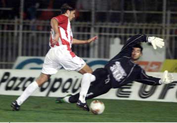 Προβάδισμα για τον Ολυμπιακό μετά το 2-0 στην Πάτρα