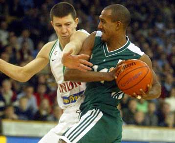 Δεν μπόρεσε να ξεπεράσει το εμπόδιο της Ολίμπια ο Παναθηναϊκός