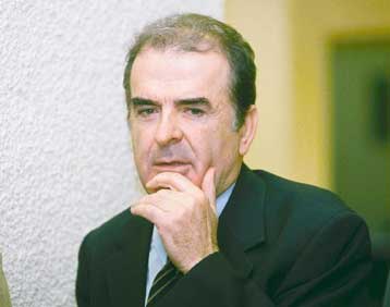 Έδωσε και πάλι υποσχέσεις ο Μπατατούδης, επισκεπτόμενος την προπόνηση του ΠΑΟΚ