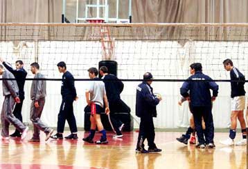 Εμμένει στην παραίτηση από τον πάγκο του Ηρακλή ο Λεώνης