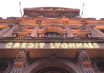 Εντείνεται η «κόντρα» Credit Agricole – BNP Paribas για τον έλεγχο της Credit Lyonnais