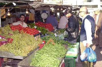 Το κόστος ζωής παραμένει στην πρώτη σειρά των παραπόνων των καταναλωτών