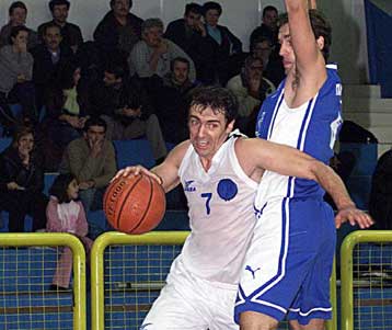 Νίκη-«θρίλερ» του Απόλλων Πάτρας επί του Ιωνικού