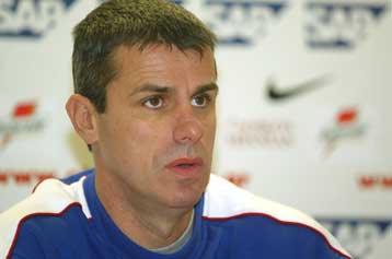 Αναχωρεί ο Νικαγκμπάτζε έρχεται ο… ψηλός στον Ολυμπιακό