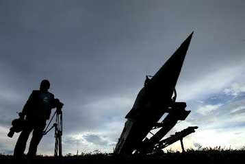 Οι ΗΠΑ απειλούν με χρήση πυρηνικών, εάν απειληθούν με όπλα μαζικής καταστροφής