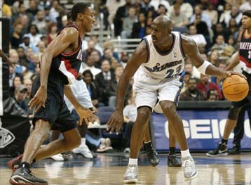 Νίκη για τους Μπλέιζερς επί των Ουίζαρντς με την υπογραφή του «ινδιάνου» Πίπεν