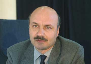 «Κίτρινη κάρτα» από την Κομισιόν στον ΟΑΕΔ