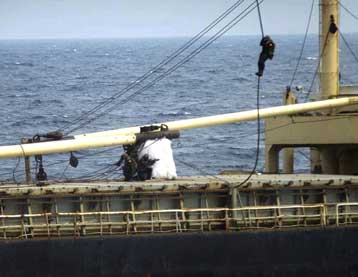 Με την άδεια των ΗΠΑ, θα πλεύσει στην Υεμένη το πλοίο που μετέφερε πυραύλους Scud