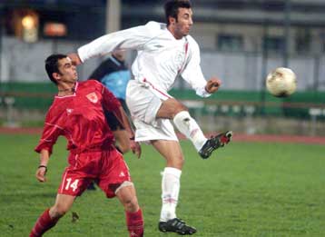 Βήμα πρόκρισης στους «16» για Αρη και Εθνικό Αστέρα