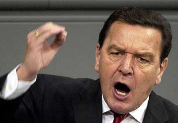 Ανοικτό άφησε ο Σρέντερ το ενδεχόμενο εμπλοκής της χώρας του σε μία σύρραξη στο Ιράκ