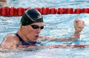 Χάλκινο μετάλλιο και πανελληνίο ρεκόρ για τον Οικονόμου