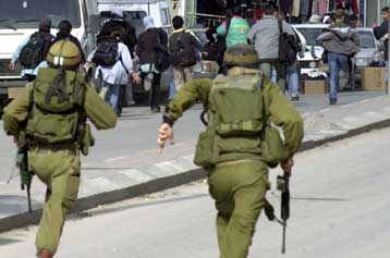 Πέντε άοπλοι Παλαιστίνιοι νεκροί από ισραηλινά πυρά στη Λωρίδα της Γάζας