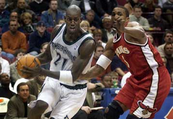 Με υπογραφή Γκαρνέτ, οι Timberwolves υπέταξαν τους Hakws (113-95)