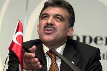 Πιστή η Τουρκία στην ευρωπαϊκή πορεία παρά την απογοήτευσή της, δηλώνει ο Γκιουλ