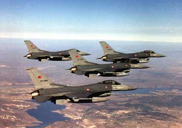 Συνεχίζεται η προκλητική στάση της Τουρκίας στον εναέριο χώρο του Αιγαίου