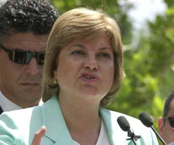 Αποχώρησε από την ηγεσία του κόμματός της η Τσιλέρ – Ο Αγάρ νέος πρόεδρος