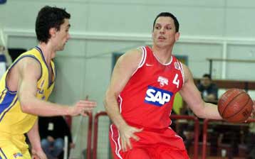 Παρέμεινε αήττητη η ΑΕΚ, 2η απώλεια για τον Μακεδονικό, περίπατος του Ολυμπιακού