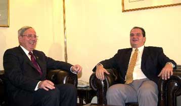 «Μύθος» η δημοσιονομική εξυγίανση της ελληνικής οικονομίας, δηλώνει ο Κ.Καραμανλής