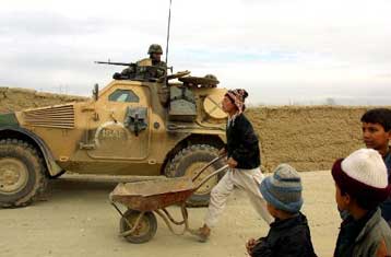 Έκρηξη χειροβομβίδας στην Καμπούλ τραυματίζει σοβαρά δύο Αμερικανούς στρατιώτες