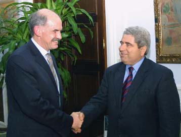 Κύριος στρατηγικός στόχος της Λευκωσίας η επίλυση του Κυπριακού κατά τον Δ.Χριστόφια