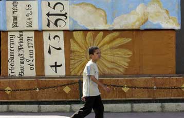 Η Βουλή των Ελλήνων ενισχύει τη Βιβλιοθήκη της Αλεξάνδρειας με 3.500 βιβλία