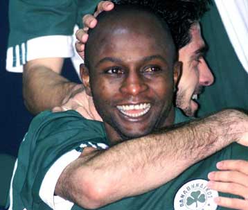 Νίκη με Ολισαντέμπε για τον Παναθηναϊκό, προβάδισμα για τον Πανιώνιο