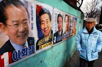 Στις κάλπες οι πολίτες της Ν.Κορέας για την ανάδειξη του νέου προέδρου της χώρας