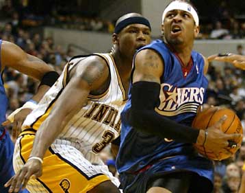 Νίκη των 76ερς επί των Τίμπεργουλβς με «ρεσιτάλ» 41 πόντων από τον Αϊβερσον