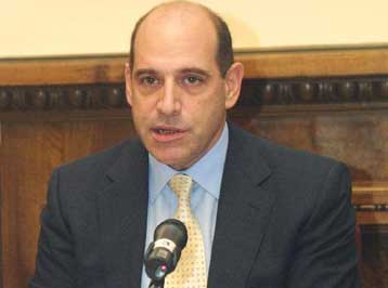 Καθησυχάζει τους καταναλωτές ο ΣΕΒ για το κύμα αυξήσεων στην αγορά