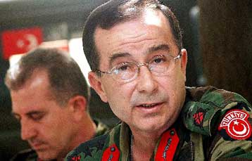 Η Τουρκία θα παραδώσει τον Φεβρουάριο τη διοίκηση της ISAF στη Γερμανία και την Ολλανδία