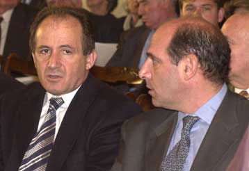 Αντιδρά η ΓΣΕΕ στην πρόταση αποσύνδεσης των μισθολογικών αυξήσεων από τον πληθωρισμό