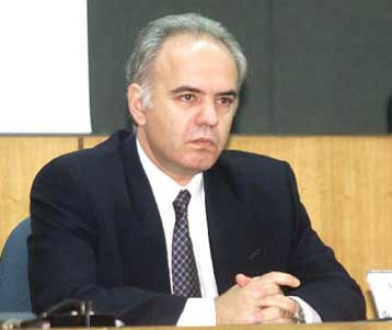 Αποσύρεται η διάταξη για τη «φορολόγηση» των σκύλων