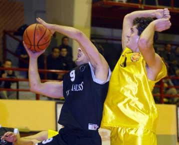 Καμία αλλαγή στην κορυφή με νίκη του Απόλλων Πατρών