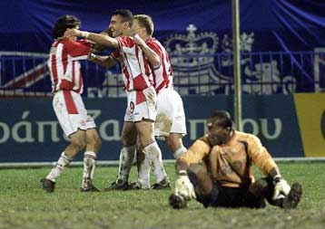 Κράτησε την πρωτιά ο Ολυμπιακός, νίκη-«θρίλερ» για ΠΑΟ, εύκολα για ΠΑΟΚ και ΑΕΚ