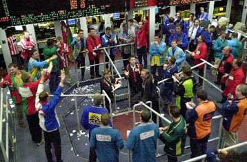 Στο υψηλότερο σημείο πώλησης από την 11η Σεπτεμβρίου η τιμή του μπρεντ την Παρασκευή