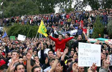 Σαφή τα μηνύματα του συλλαλητηρίου των Τουρκοκυπρίων, σύμφωνα με τη Λευκωσία
