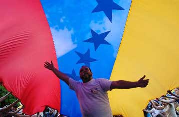 Απεργίας συνέχεια και κάλεσμα της αντιπολίτευσης για πολιτική ανυπακοή στον Τσάβες