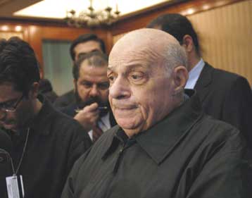 Ο Ντενκτάς απαγόρευσε την εκδήλωση επαναπροσέγγισης των Τουρκοκυπρίων νέων