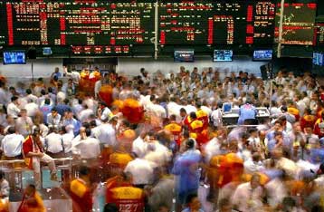 Ανάπτυξη έως 2,5% προβλέπει η Παγκόσμια Τράπεζα για τη διεθνή οικονομία το 2003