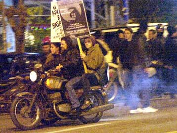 Σε ήρεμο κλίμα ολοκληρώθηκε η συγκέντρωση υπέρ της Αγγελικής Σωτηροπούλου