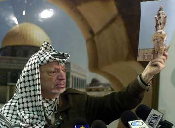 Ειρηνική διευθέτηση της κρίσης στο Ιράκ ζήτησε ο Γιασέρ Αραφάτ