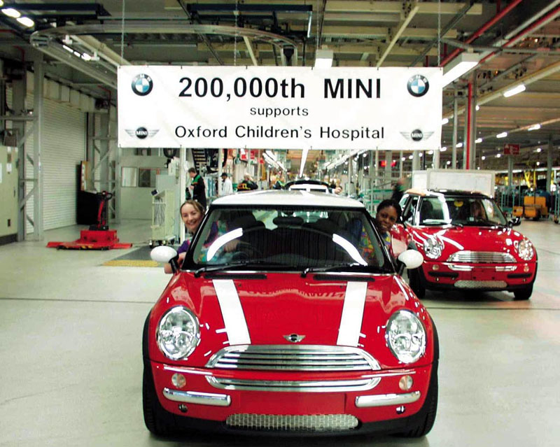 200.000 MINI από τη γραμμή παραγωγής στην Οξφόρδη